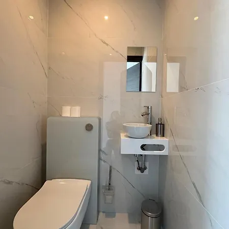 2 2 Terrasses * Cannes