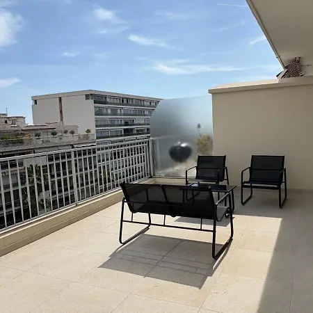 2 2 Terrasses Apartmán *