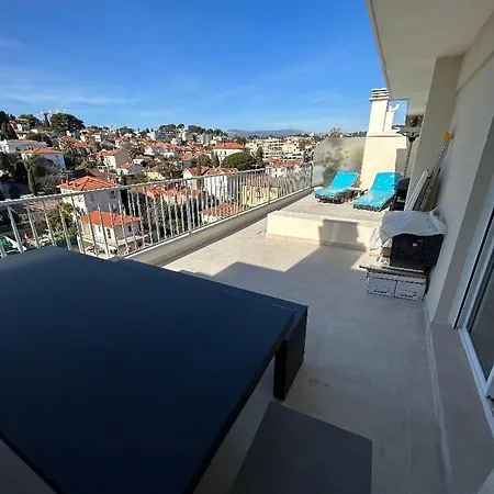 2 2 Terrasses Apartman *