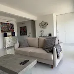 2 2 Terrasses Канны